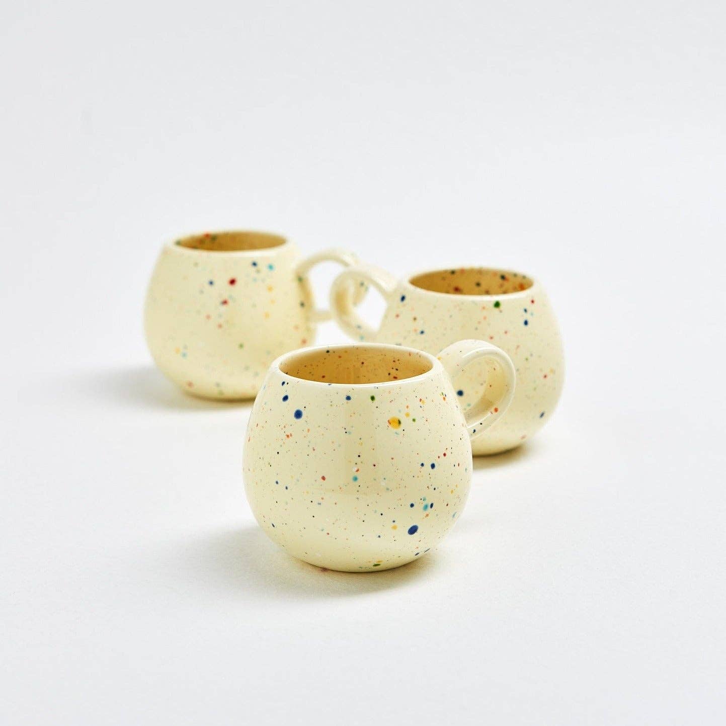 Egg Back Home Party Tasse 250 ml, gelb