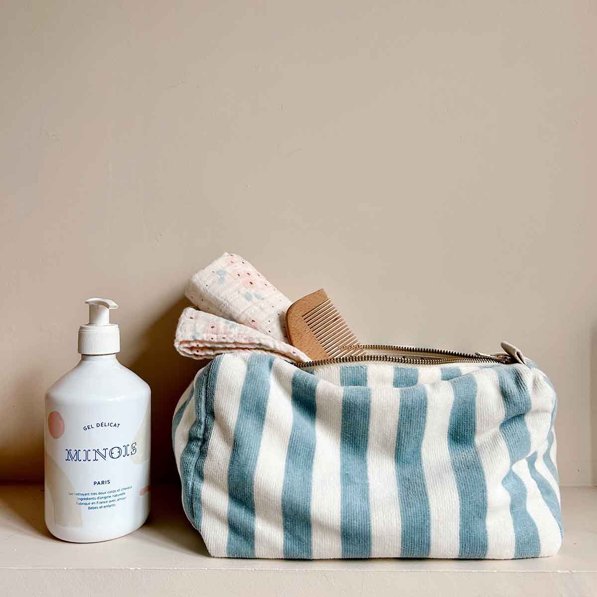 VIC EPONGE BLUE CLOUD KOSMETIKTASCHE