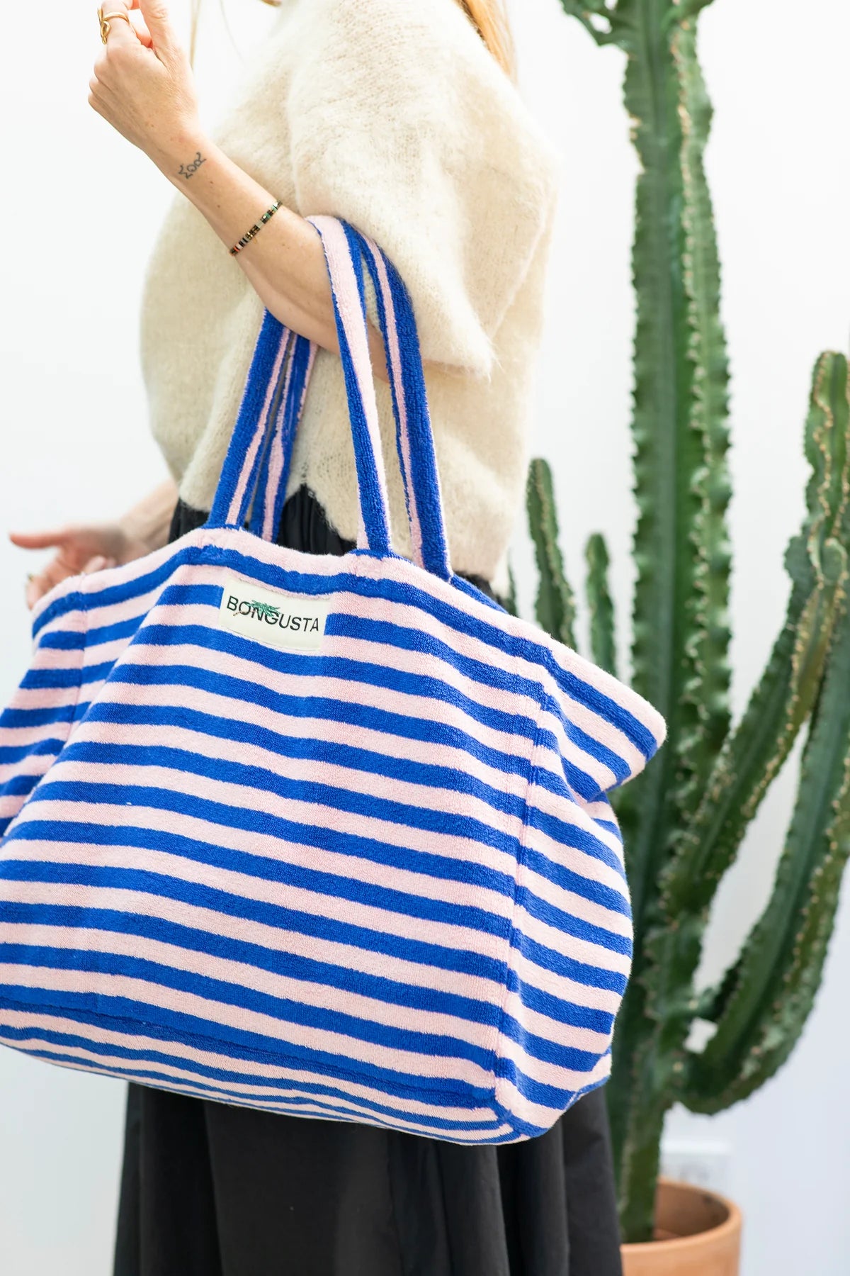 Bongusta Weekender Naram Dazzling Blue & Rose