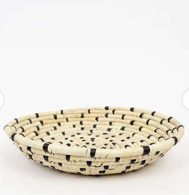 A World Of Craft Basket / Bread Basket Palm Dot