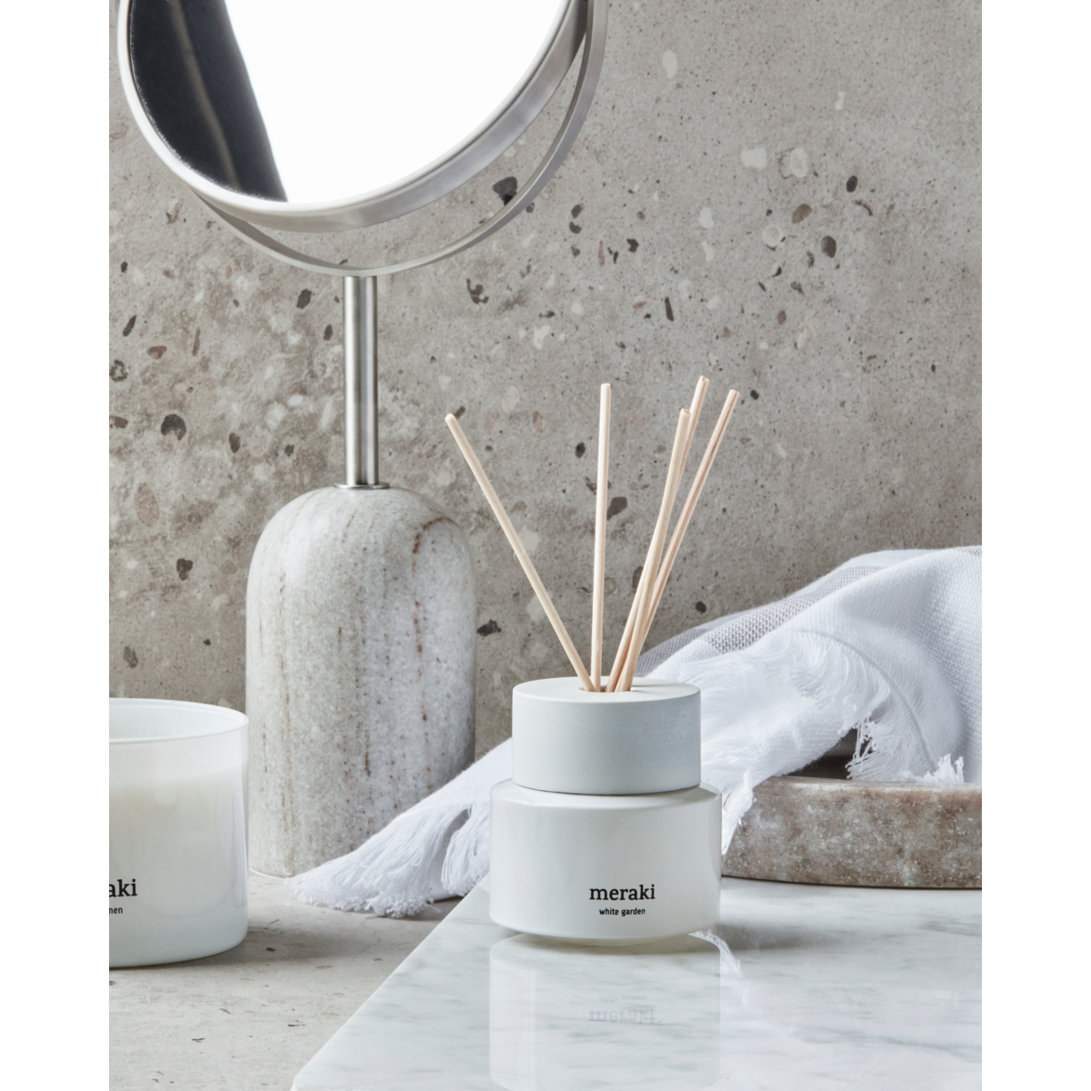 Meraki Diffuser White Garden