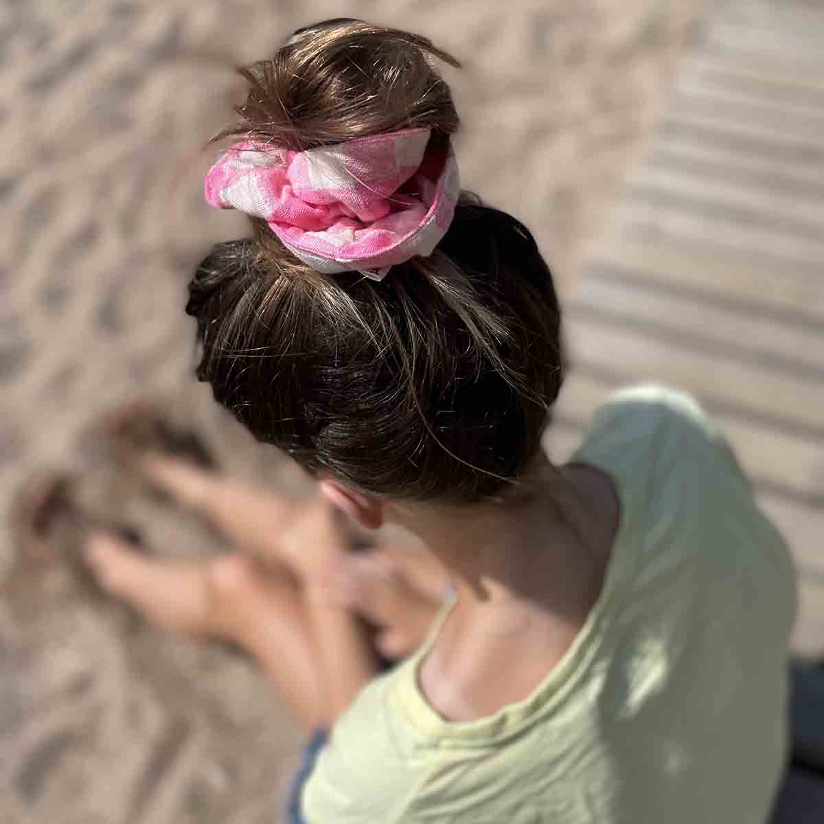 Rose in April - VICHY Scrunchie