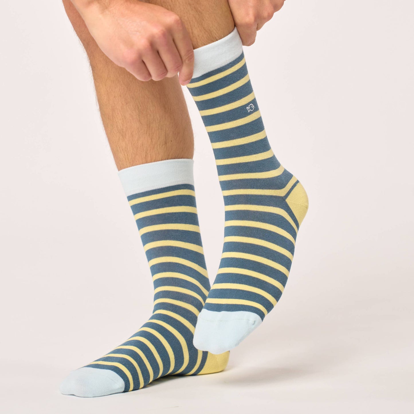 Gekämmte Baumwollsocken mit breiten Streifen