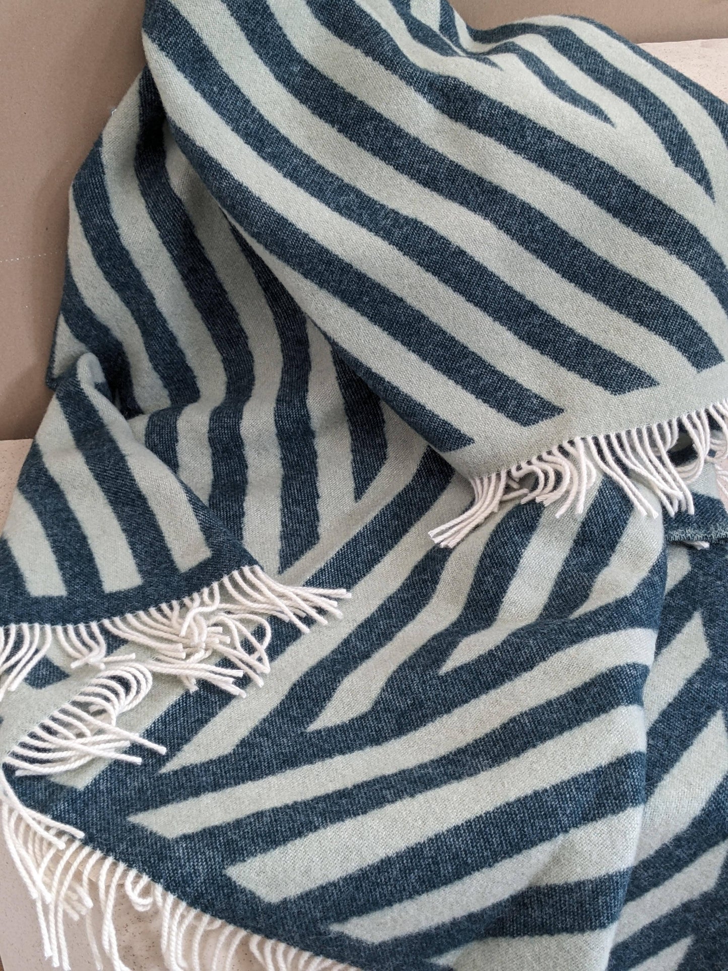 Wolldecke FRANK petrol / sage