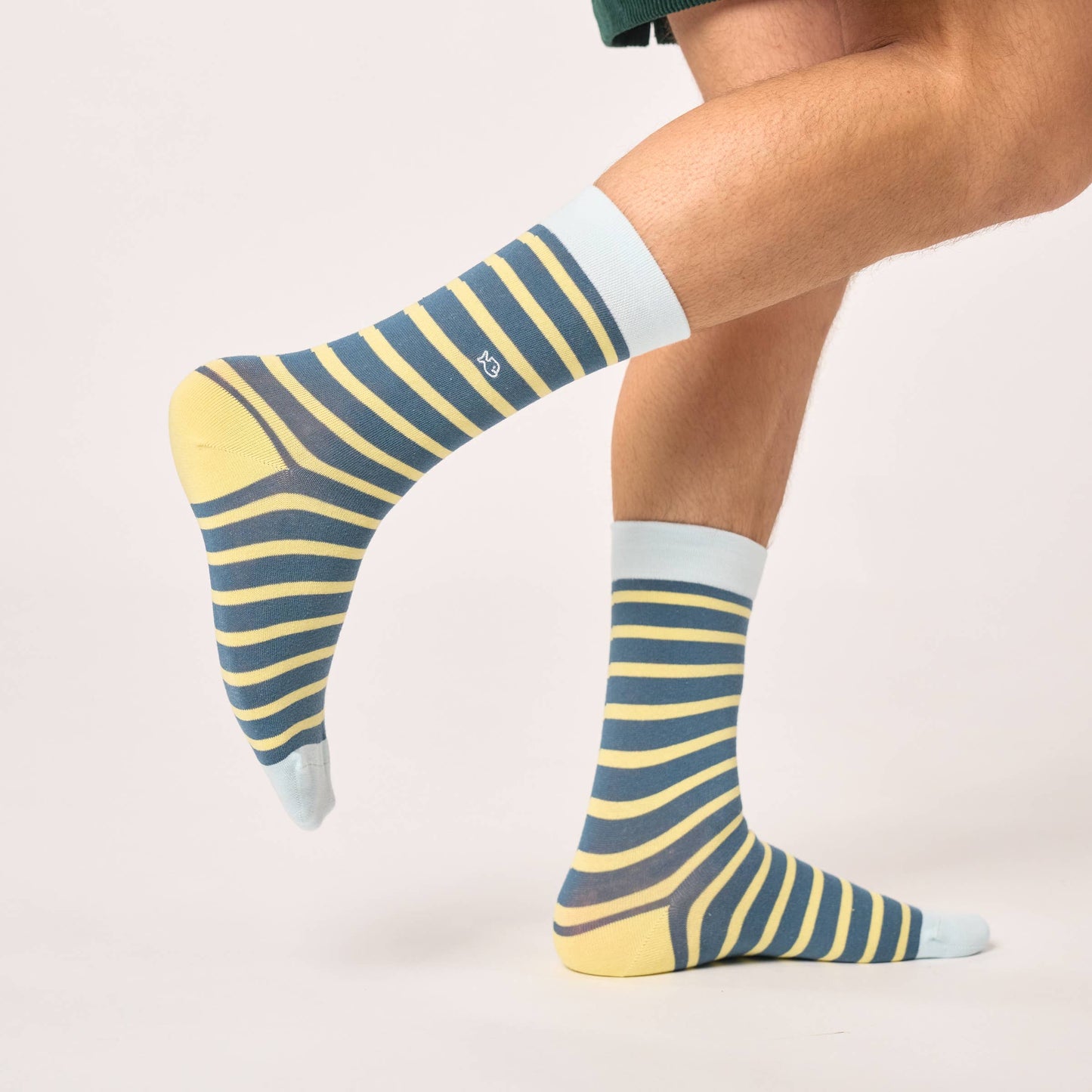 Gekämmte Baumwollsocken mit breiten Streifen