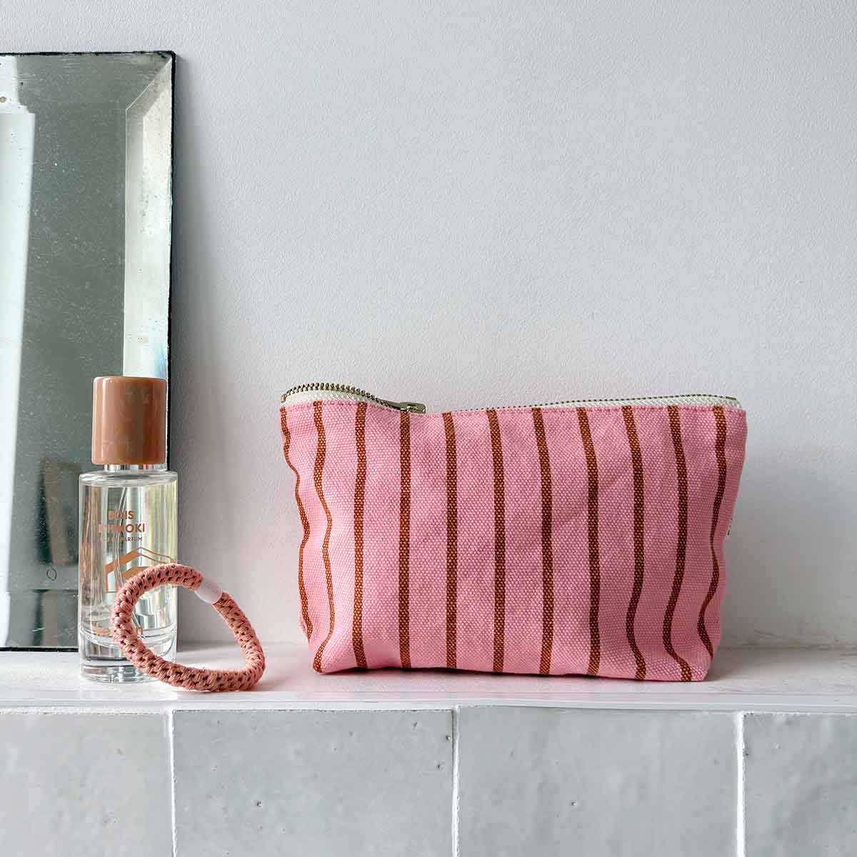 Rose in April SofiaTENNIS TASCHE ERDBEERE / PECAN