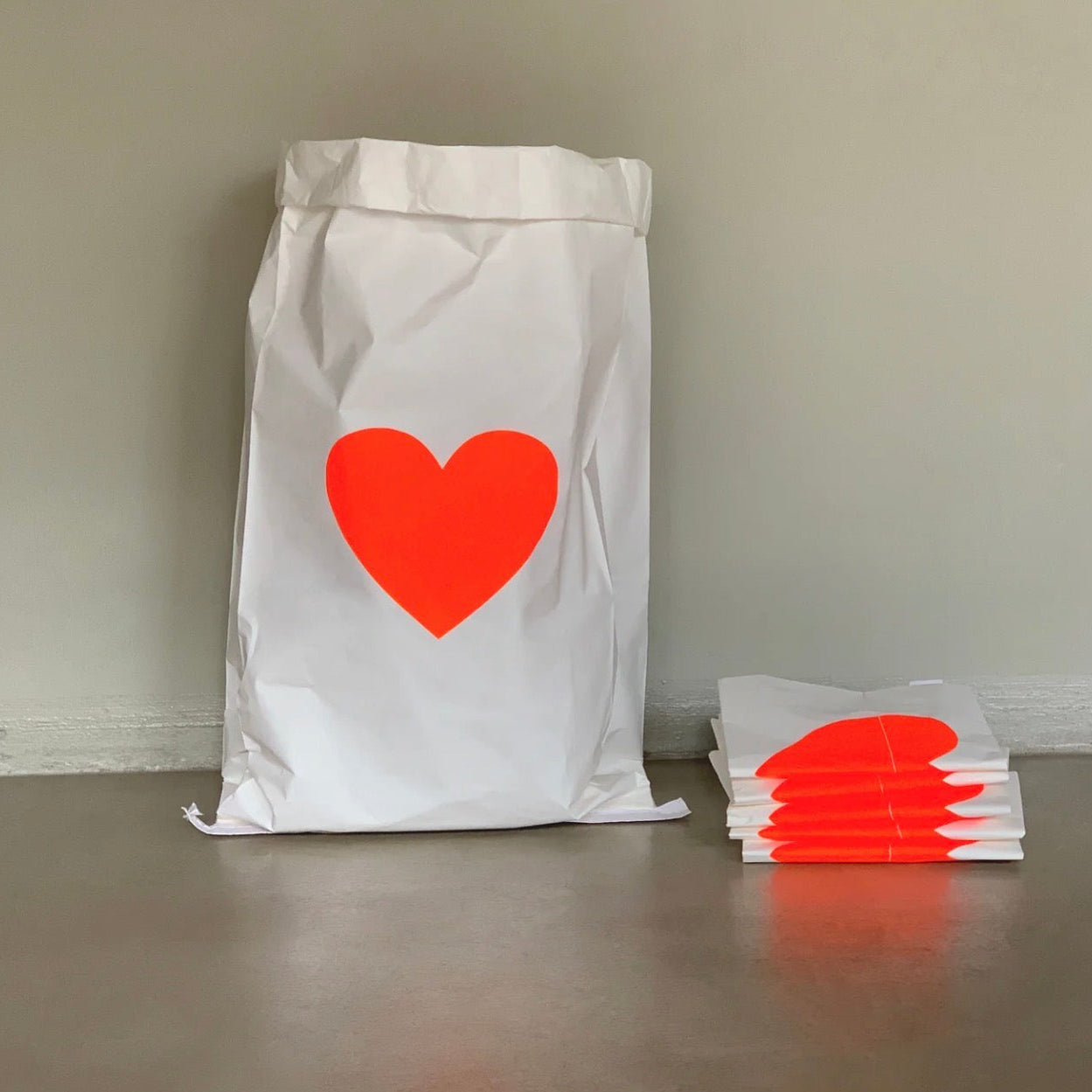 Kolor Papiersack „Heart“ - Neon Orange