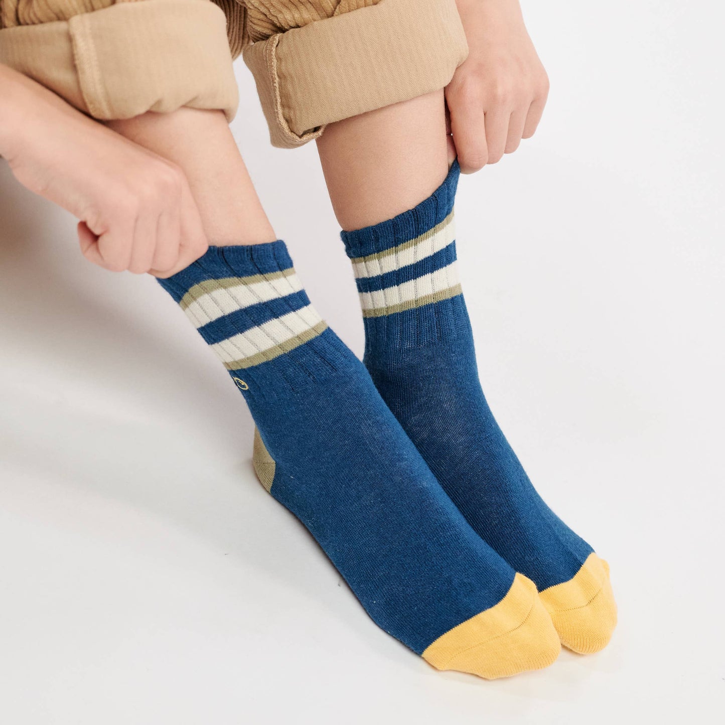 Retro-Jungensocken - Blau, khaki-gestreift und weiß