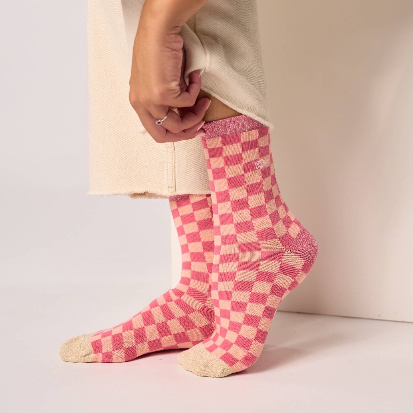 Gekämmte Baumwollsocken mit Karomuster - Rosa und Pfirsich